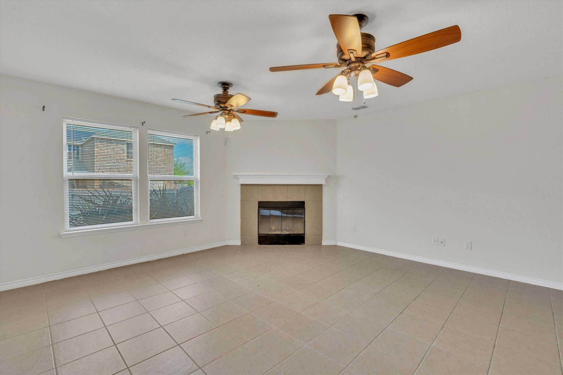 753 Snowy Orchid Lane Desoto TX 75115