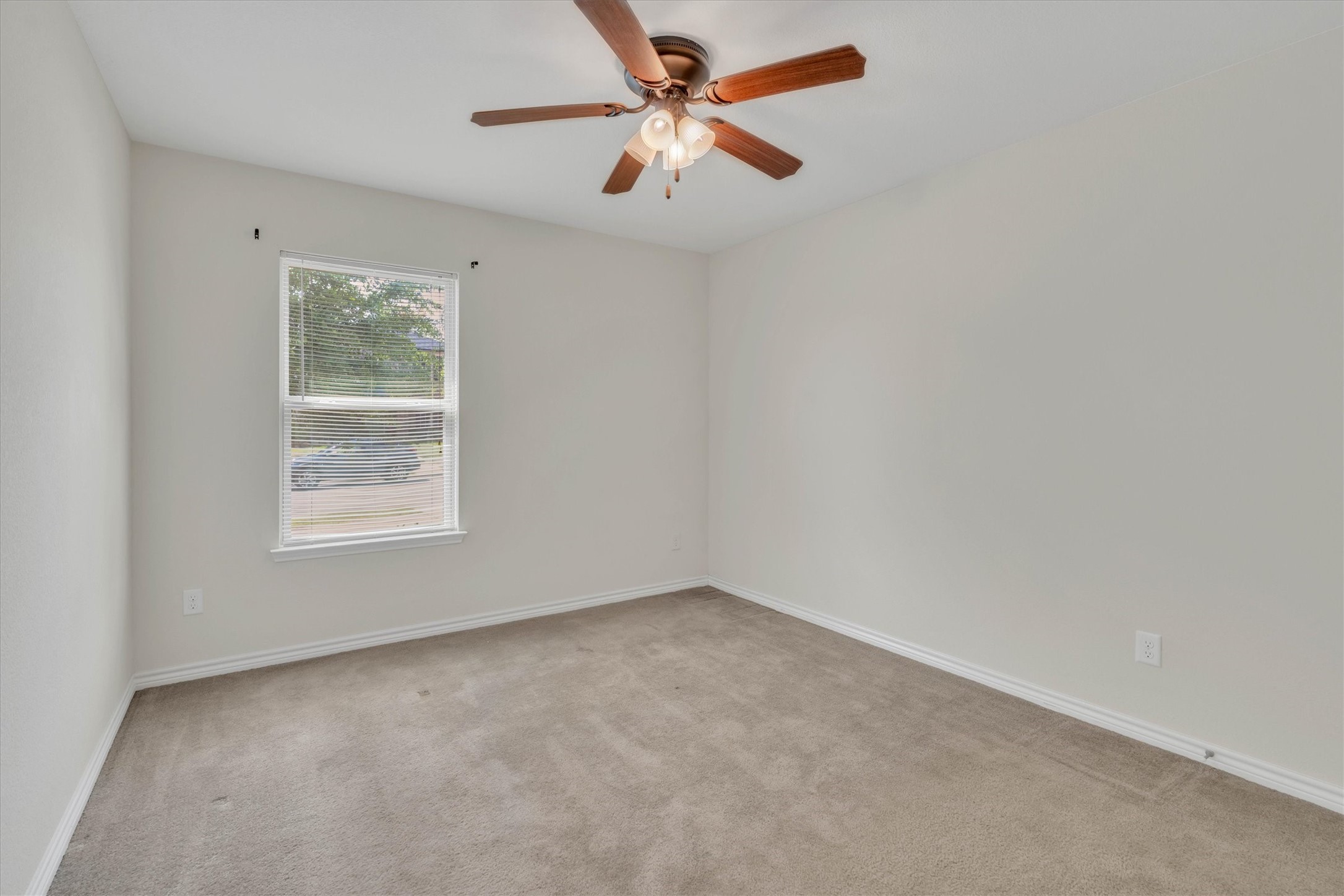 753 Snowy Orchid Lane Desoto TX 75115