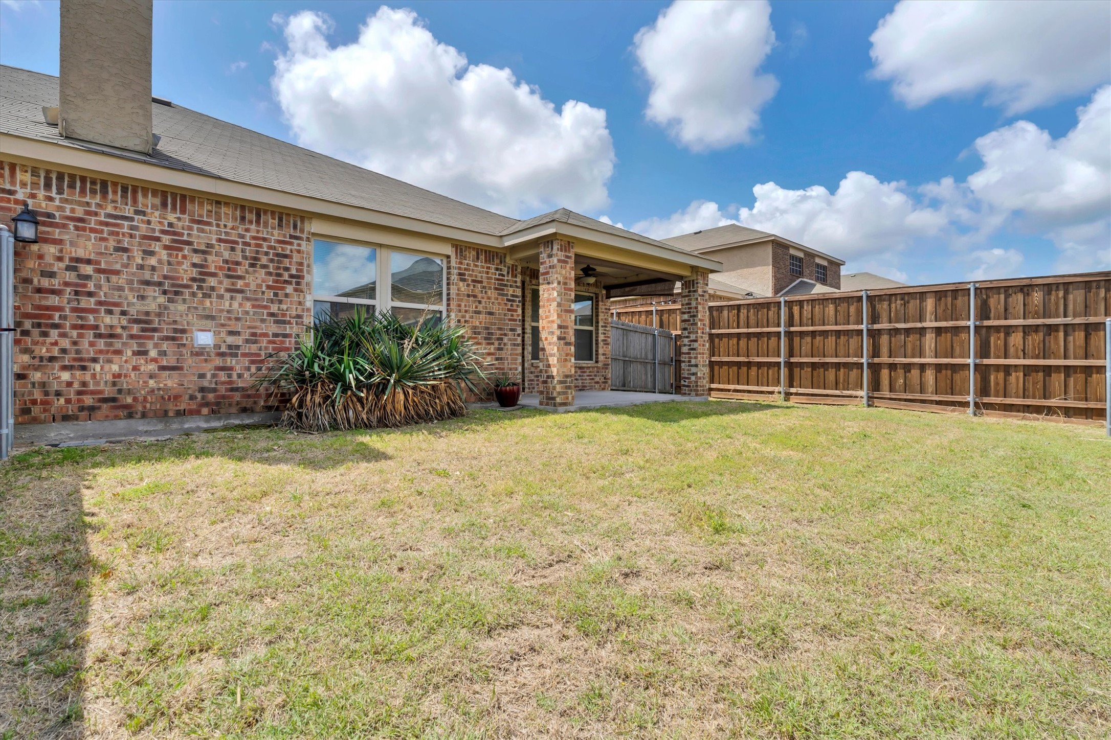 753 Snowy Orchid Lane Desoto TX 75115