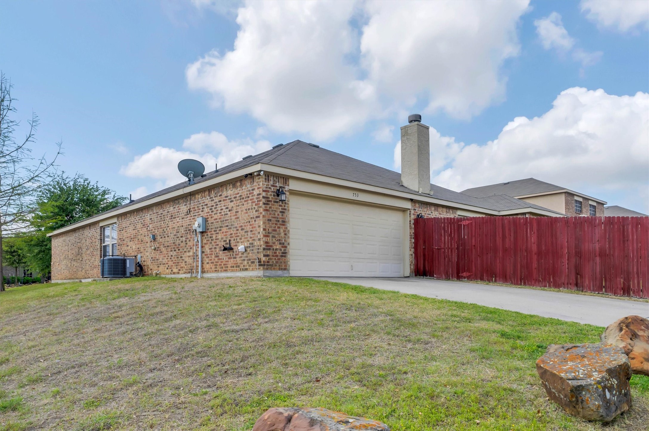 753 Snowy Orchid Lane Desoto TX 75115