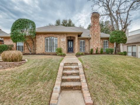 2412 Woodfield Way Bedford TX 76021