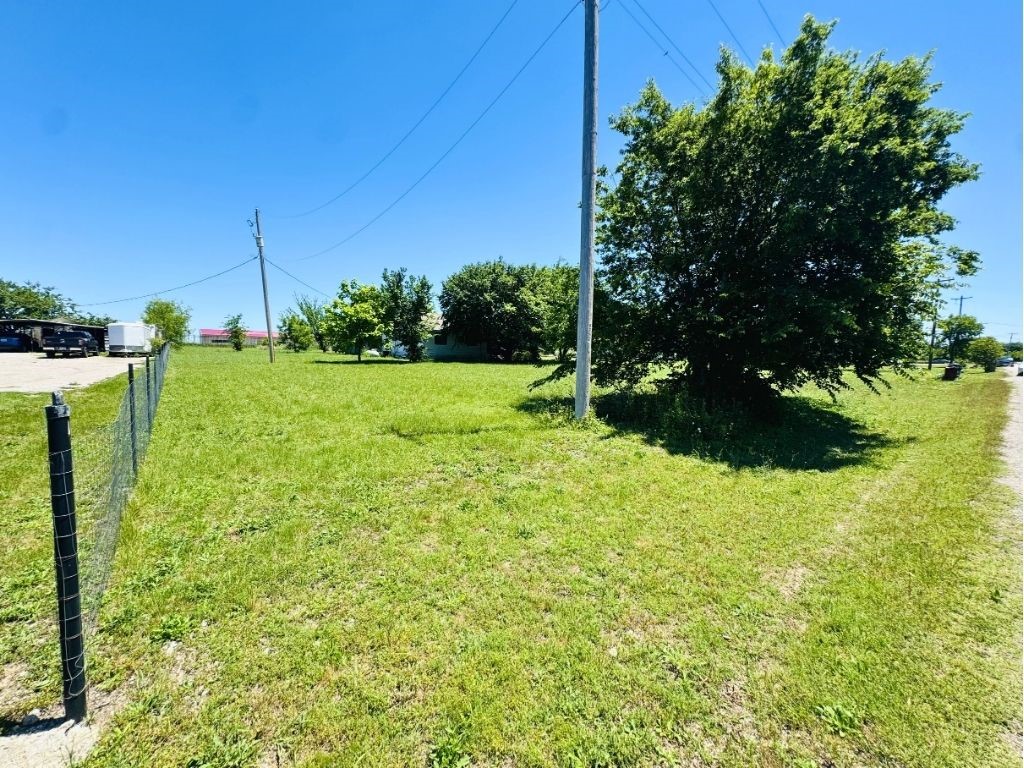 310 Broadway Avenue Anna TX 75409