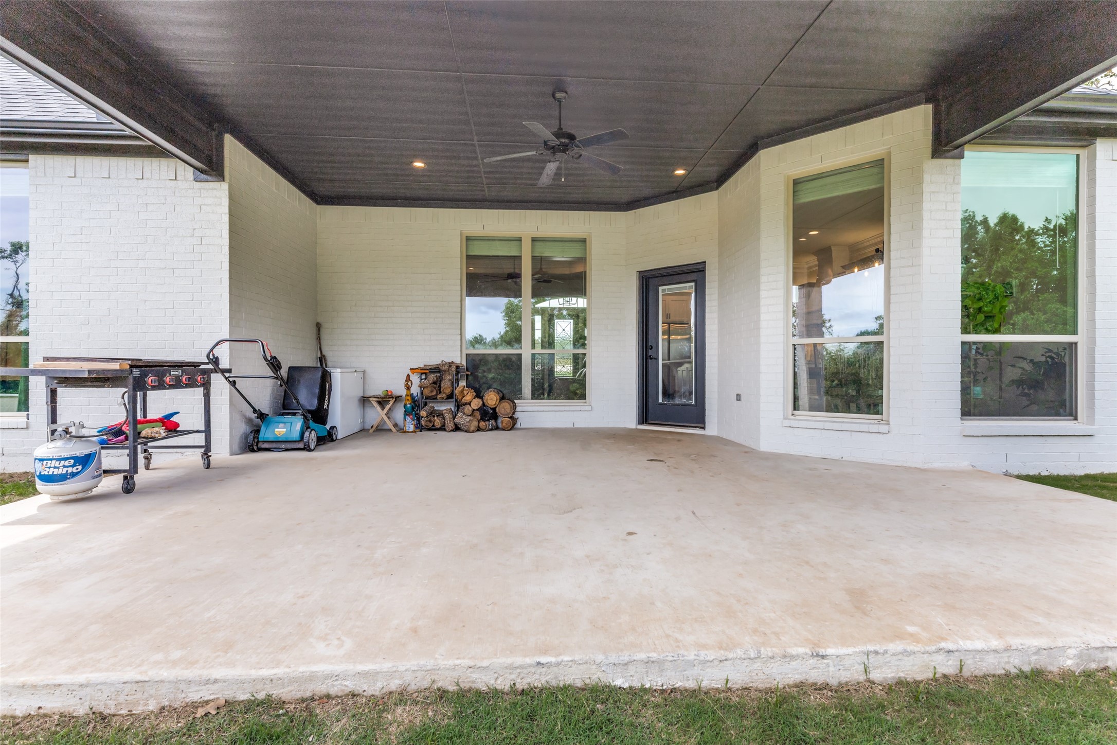 1165 Gonzollas Road Springtown TX 76082