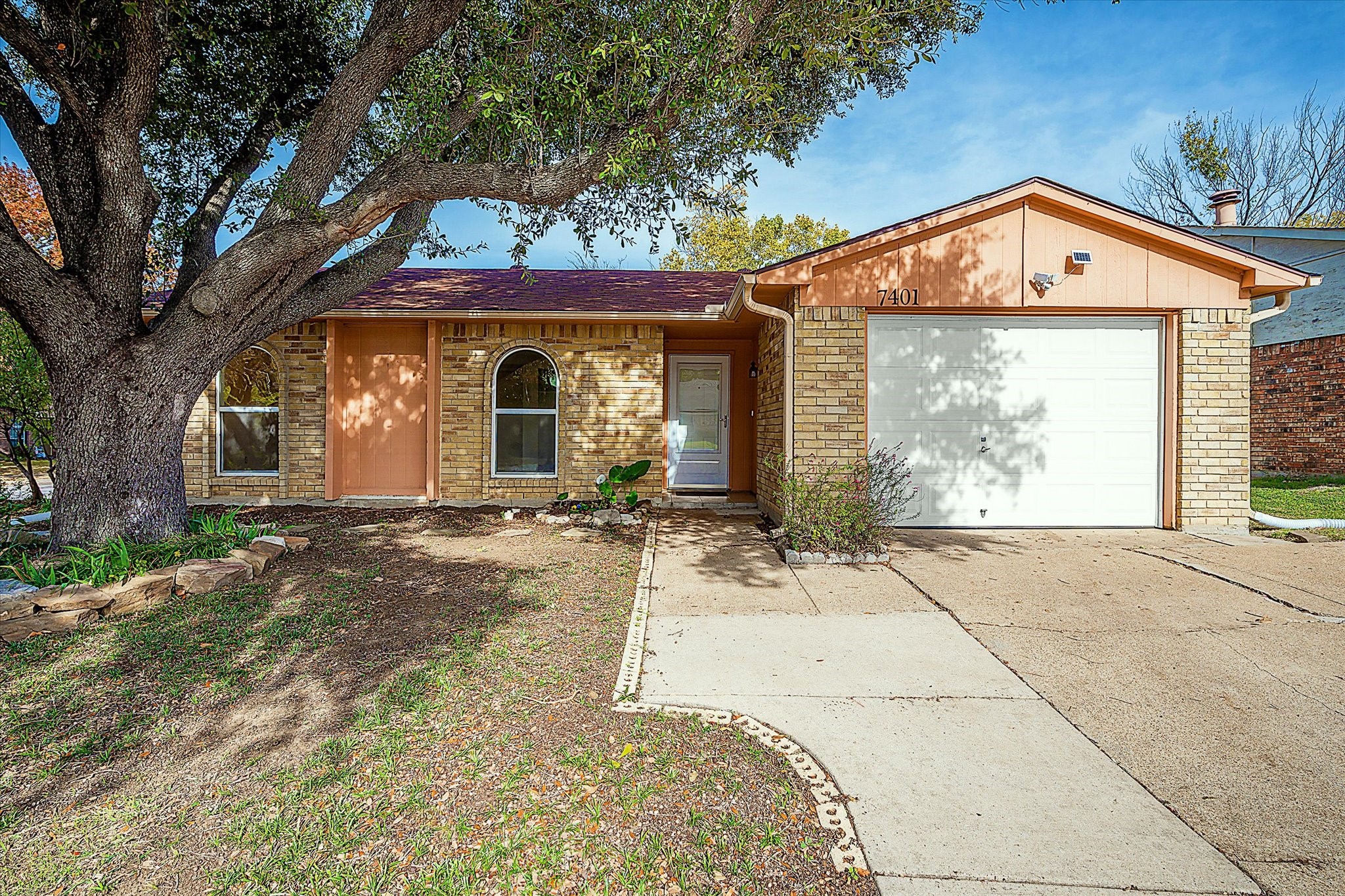 7401 Chelmsford Place North Richland Hills TX 76182