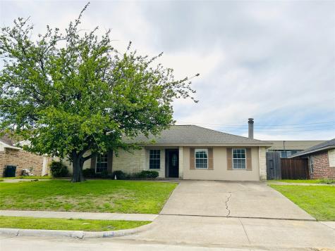 209 Skylark Street Mesquite TX 75149