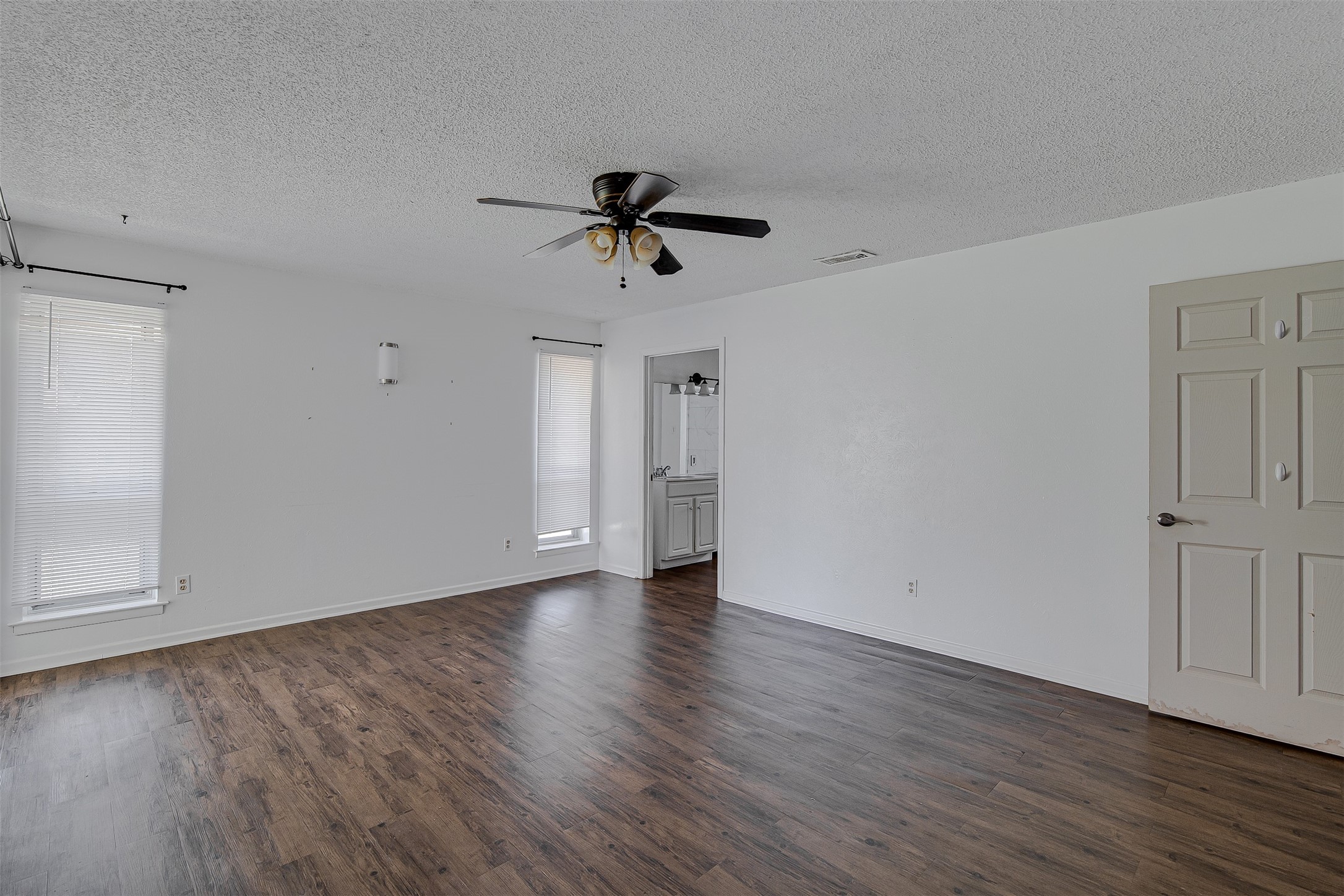 4266 Balboa Drive Fort Worth TX 76133