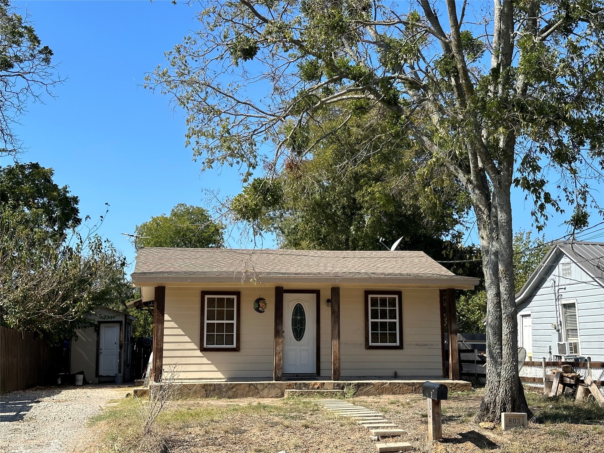 803 N Rusk Street Weatherford TX 76086