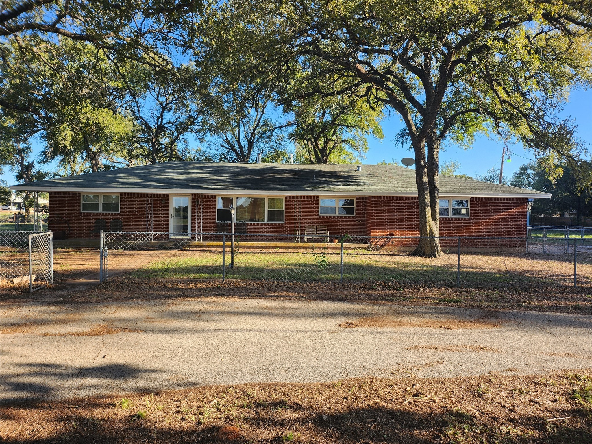161 Tomlinson Road Granbury TX 76049
