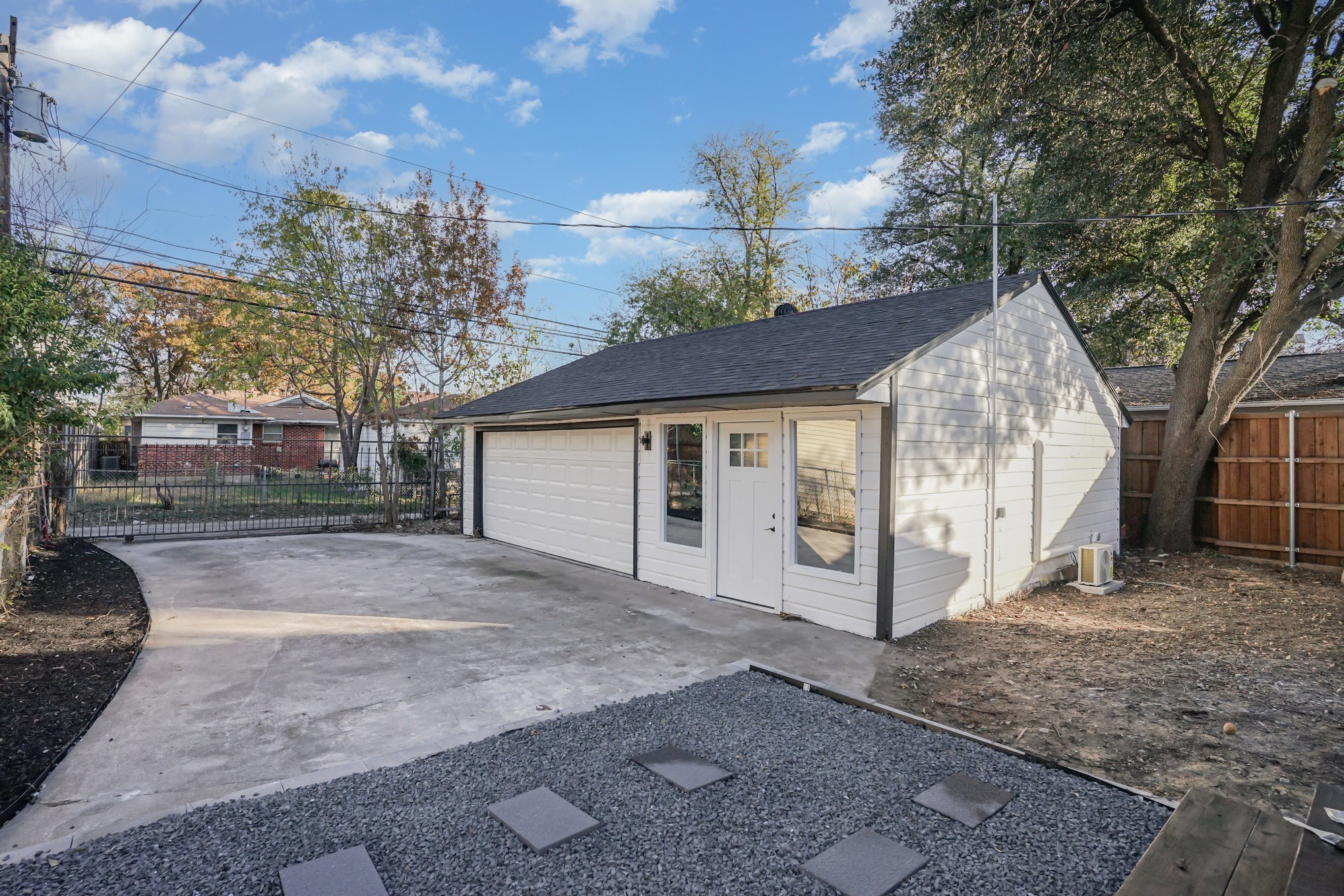 7518 Caillet Street Dallas TX 75209