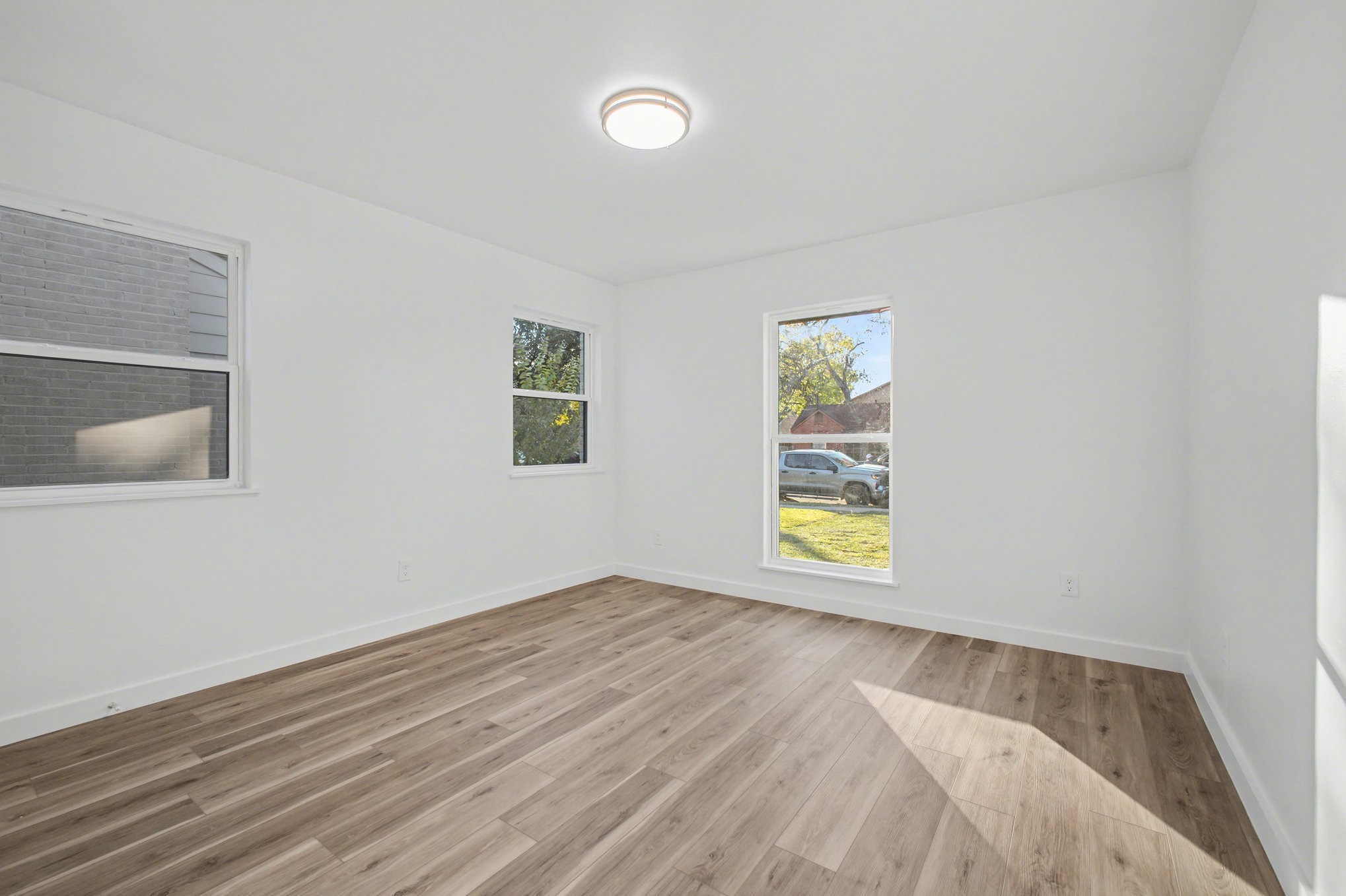 7518 Caillet Street Dallas TX 75209
