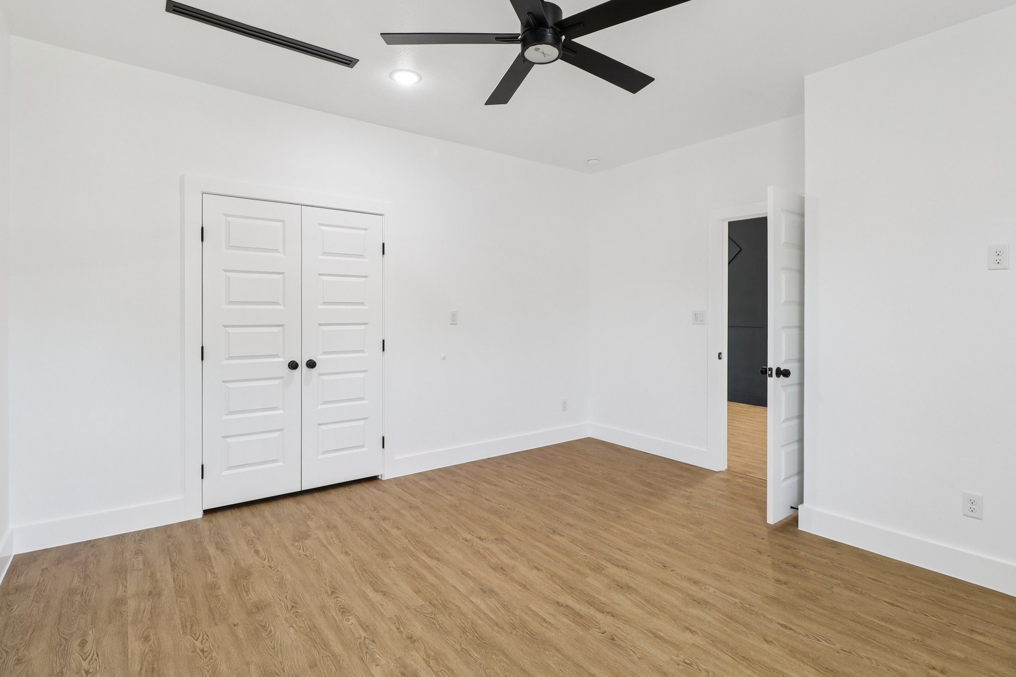 3513 Nomas Street Dallas TX 75212