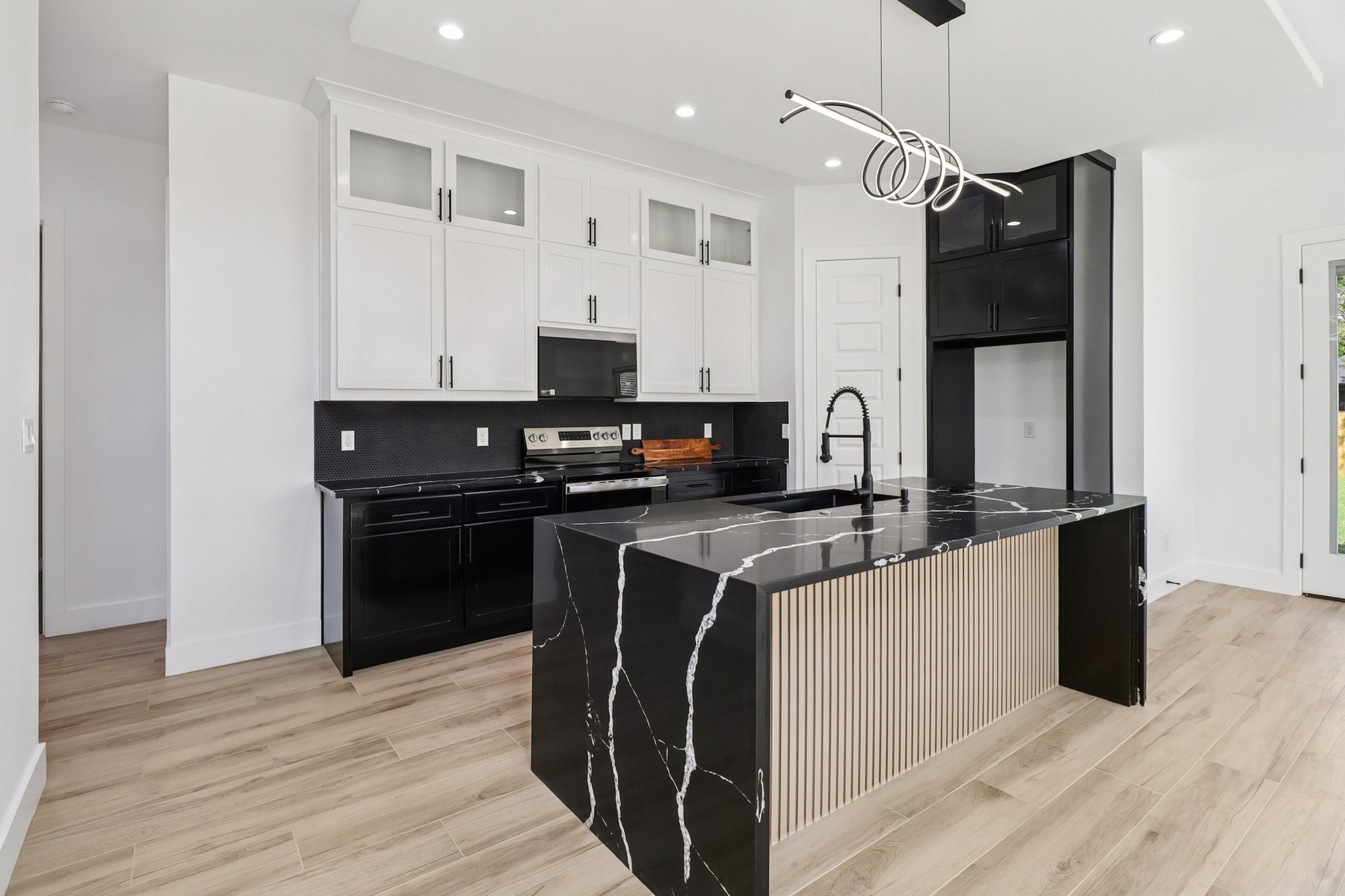 3513 Nomas Street Dallas TX 75212