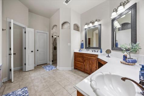 2117 Red Cedar Trail Greenville TX 75402