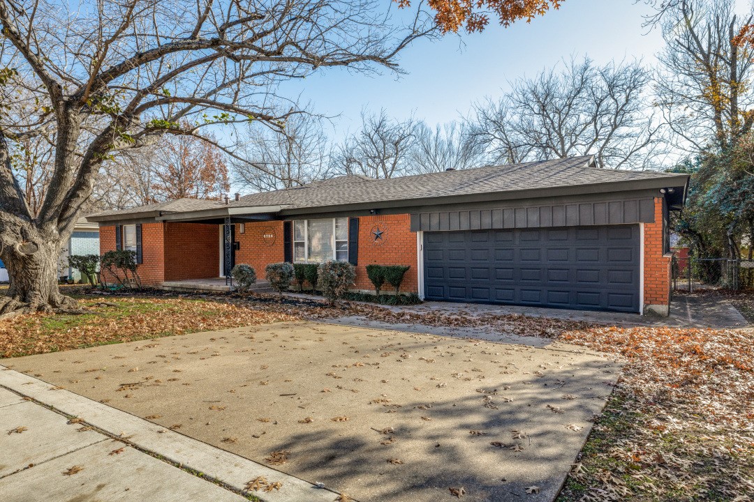 6724 Tabor Street North Richland Hills TX 76180