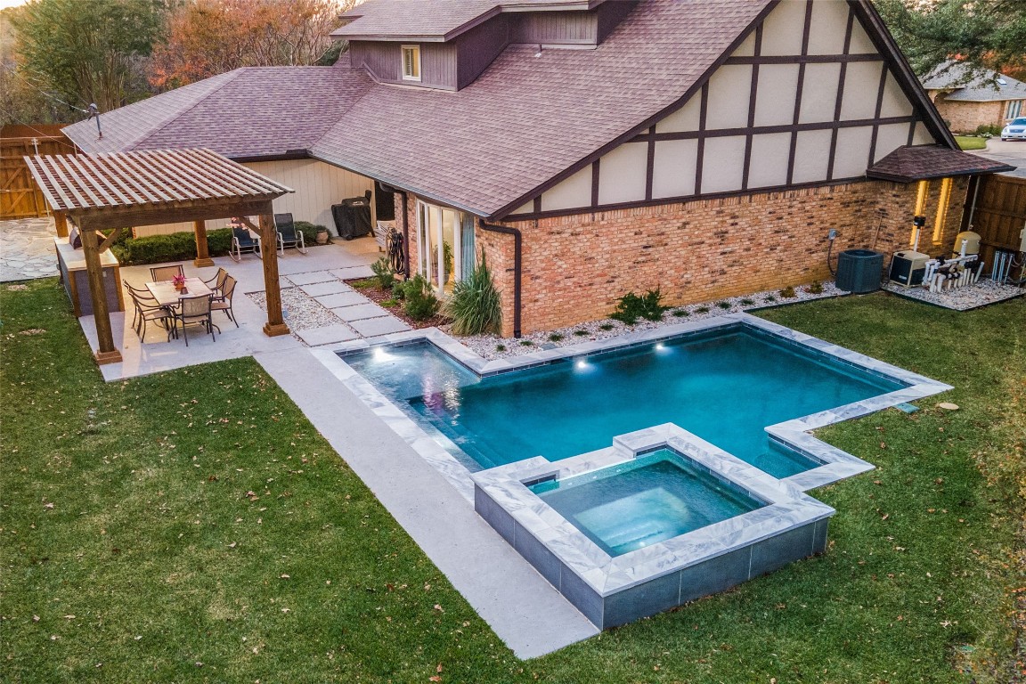 2300 Bluffview Court Arlington TX 76011