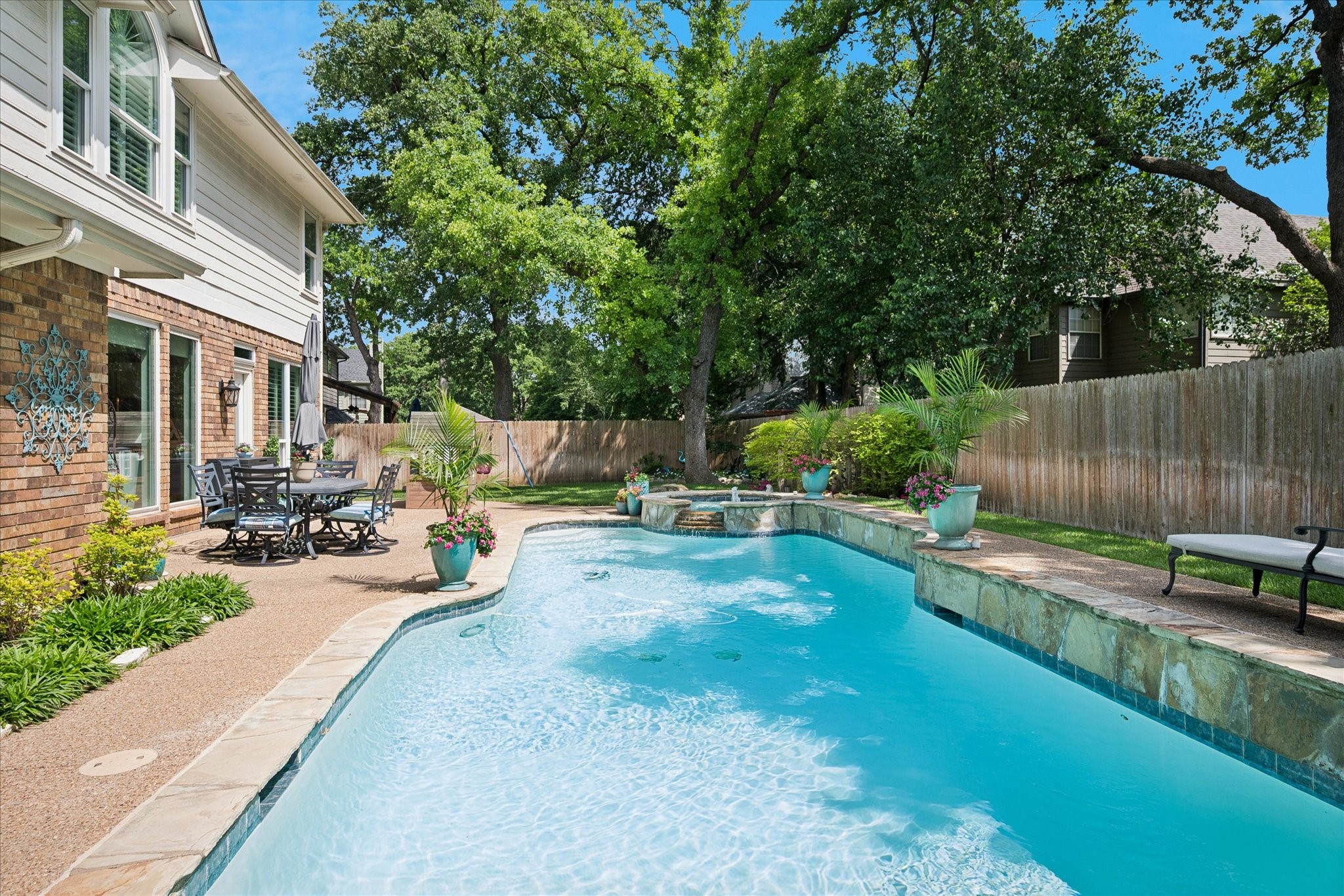 1913 Hartford Road Grapevine TX 76051