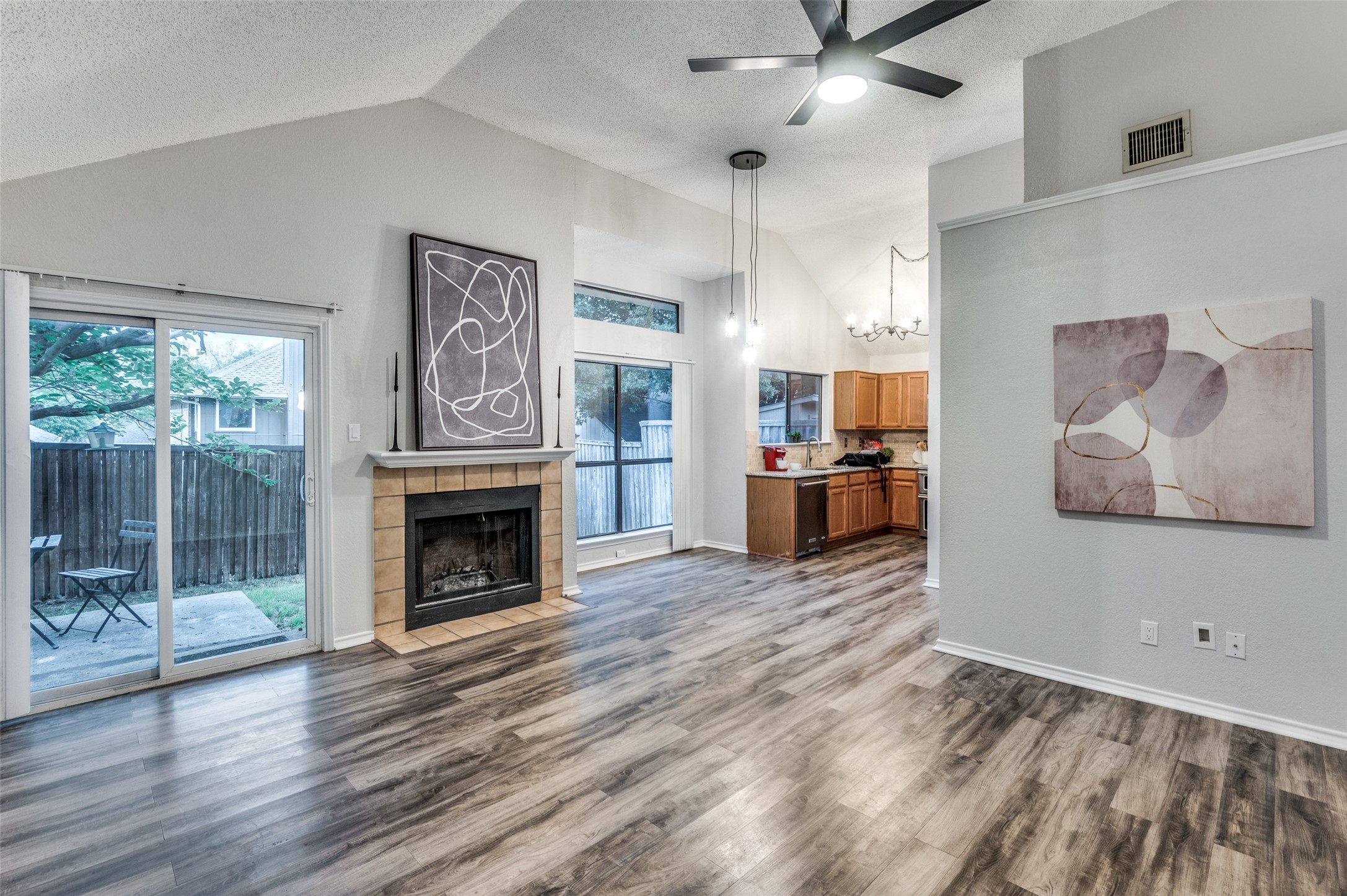 921 Boxwood Drive Lewisville TX 75067