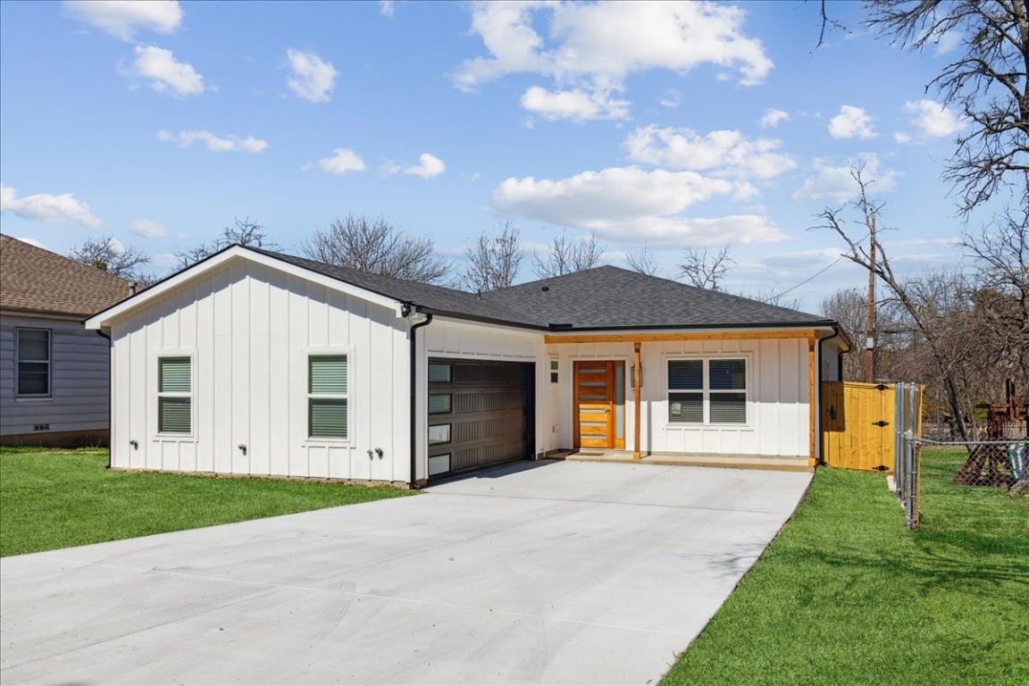 3123 Ouida Avenue Dallas TX 75211