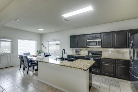 616 Cameron Way Azle TX 76020