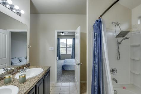616 Cameron Way Azle TX 76020
