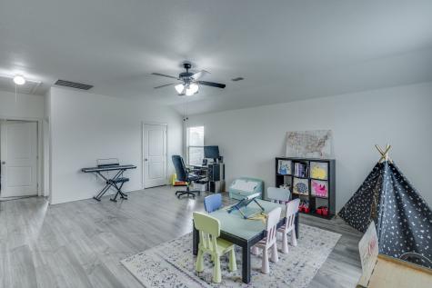 616 Cameron Way Azle TX 76020