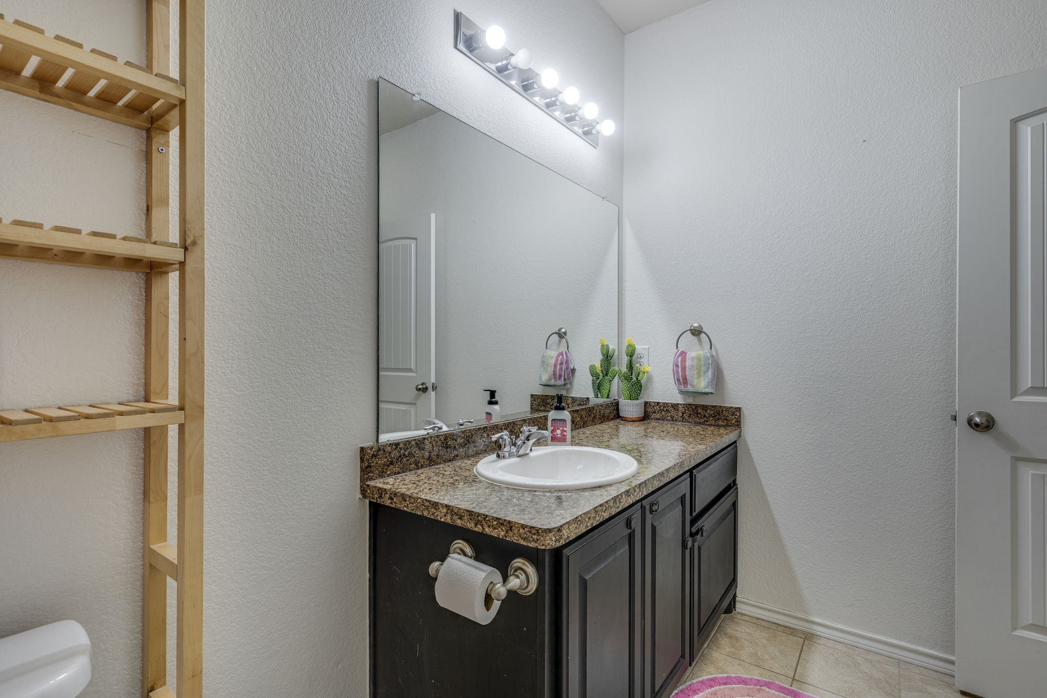 616 Cameron Way Azle TX 76020