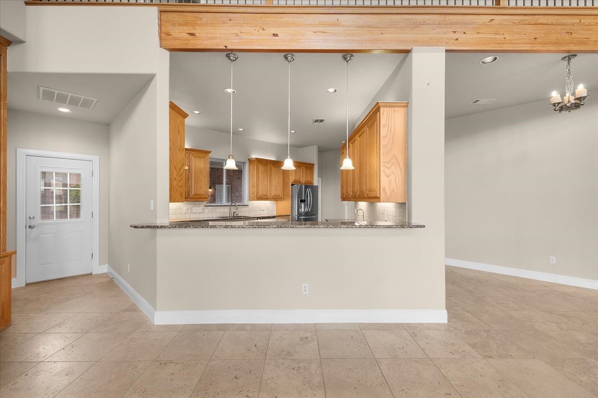 203 W Lake Drive Weatherford TX 76087