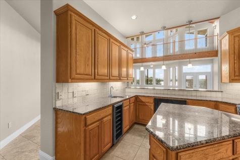 203 W Lake Drive Weatherford TX 76087