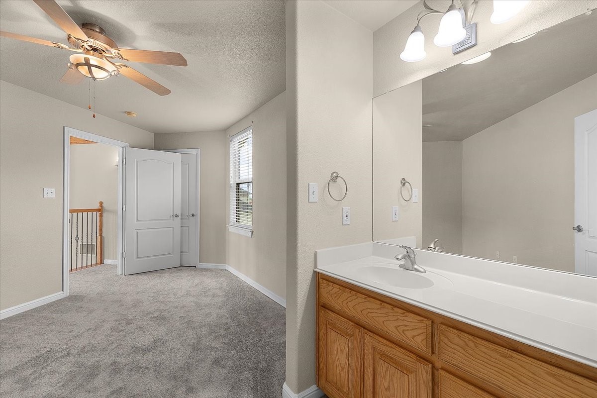 203 W Lake Drive Weatherford TX 76087