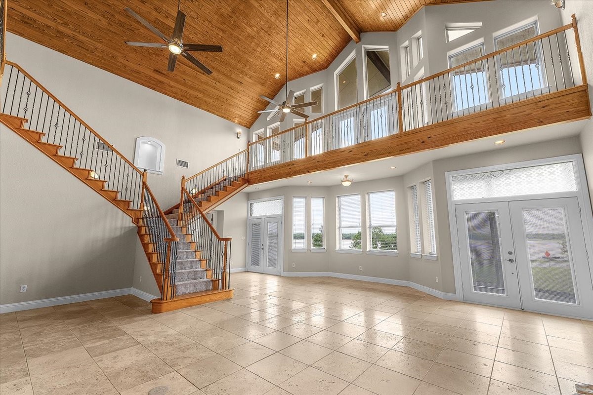 203 W Lake Drive Weatherford TX 76087