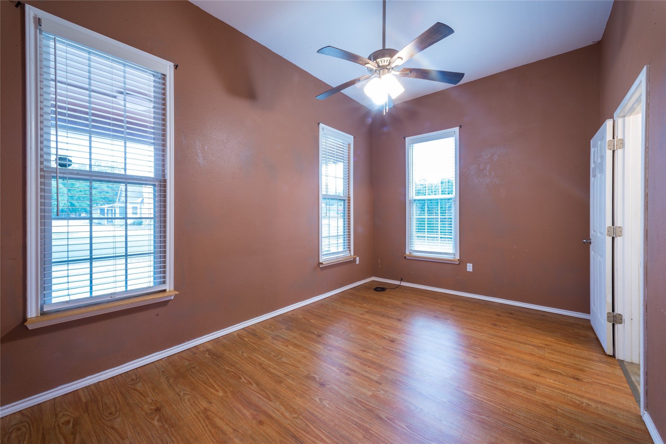 416 W Palestine Ave Avenue Palestine TX 75801