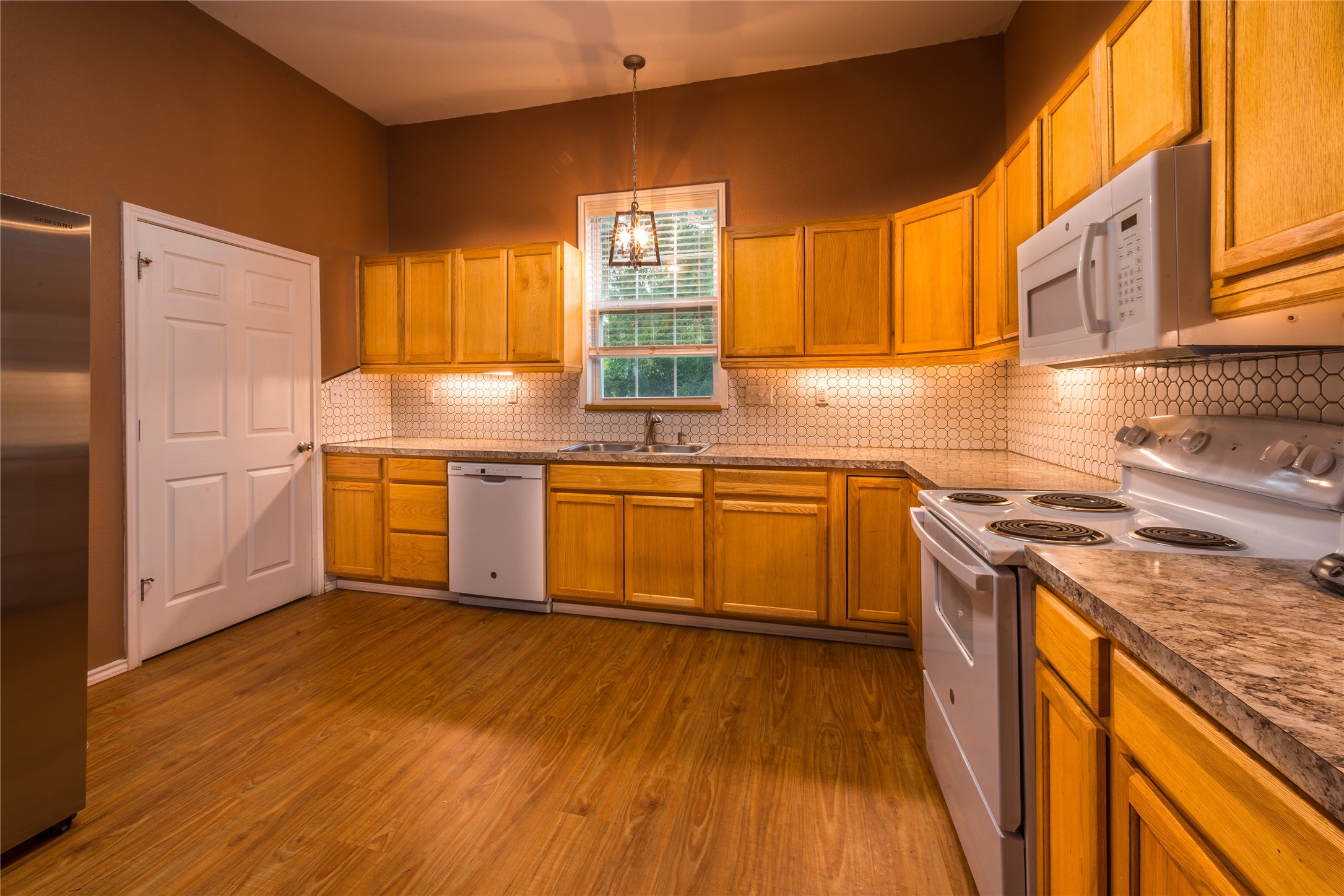 416 W Palestine Ave Avenue Palestine TX 75801