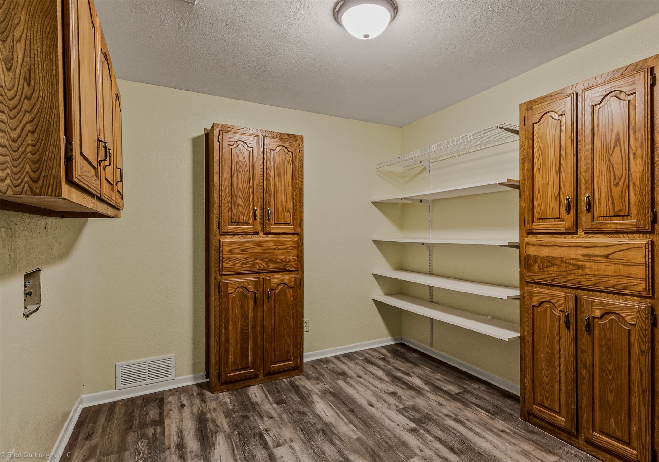 212 W Mcafee Street Mabank TX 75147