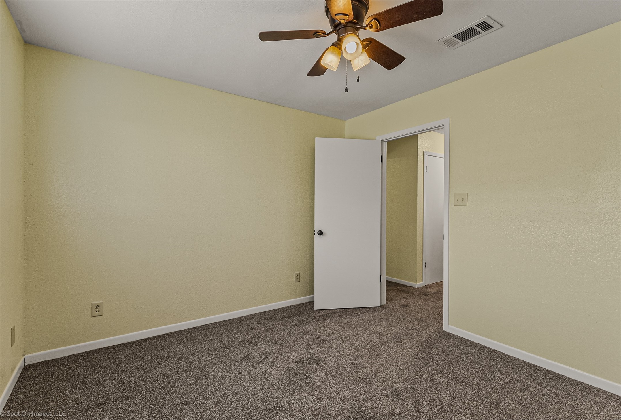212 W Mcafee Street Mabank TX 75147