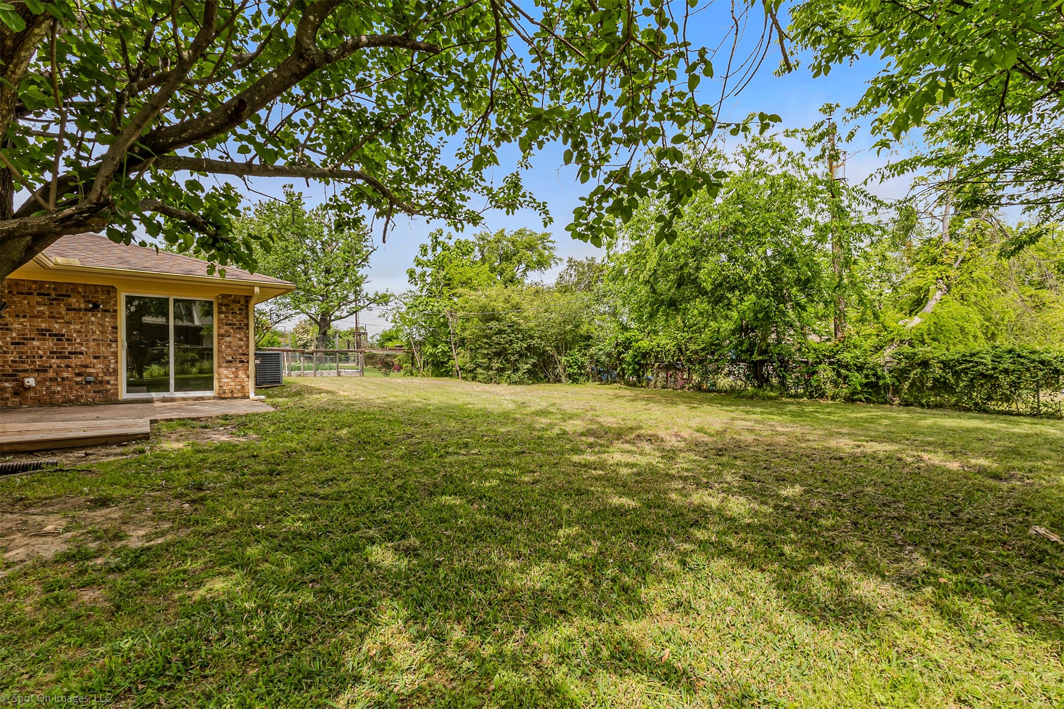 212 W Mcafee Street Mabank TX 75147