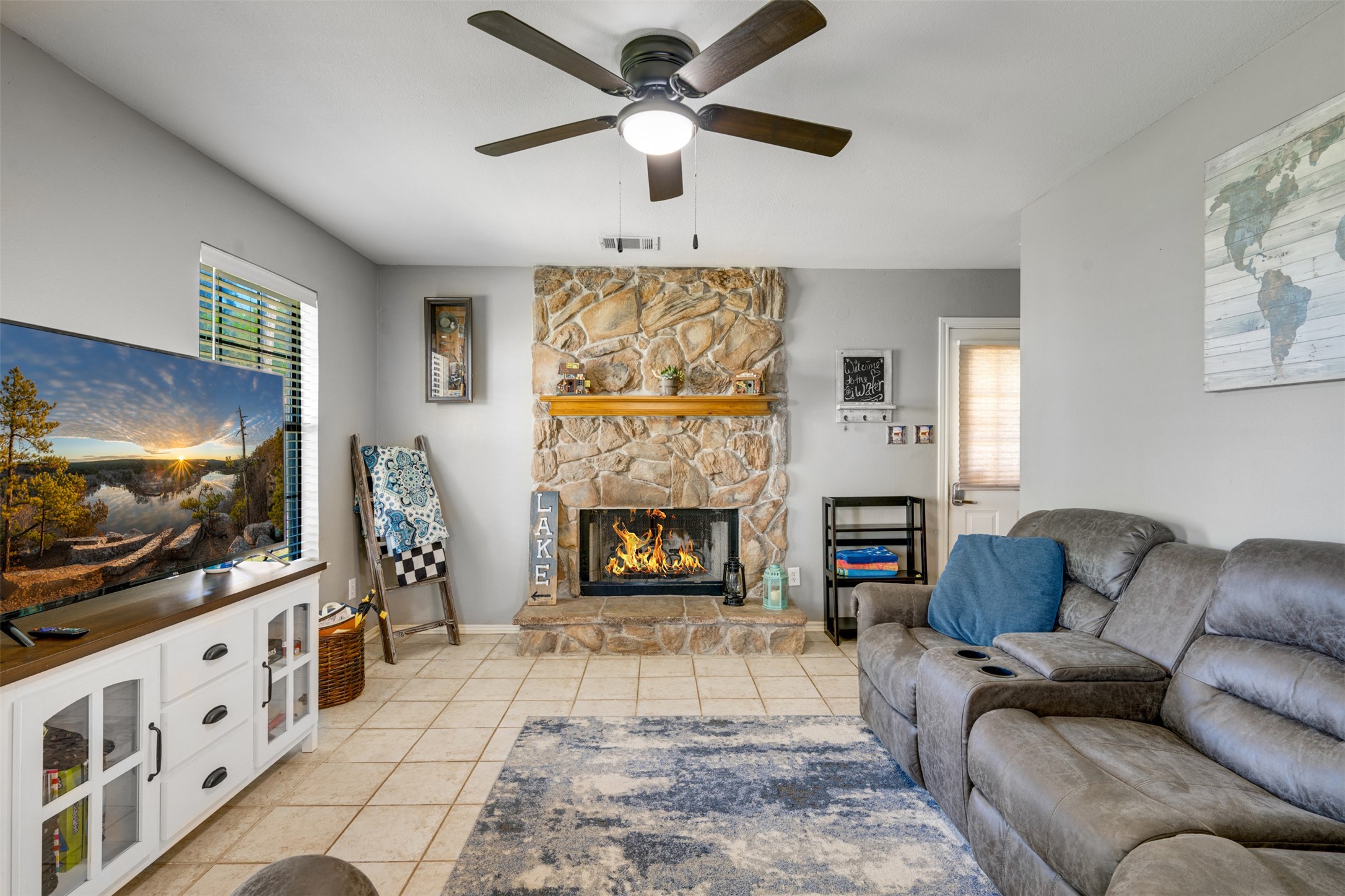 4479 Sunrise Drive Chandler TX 75758