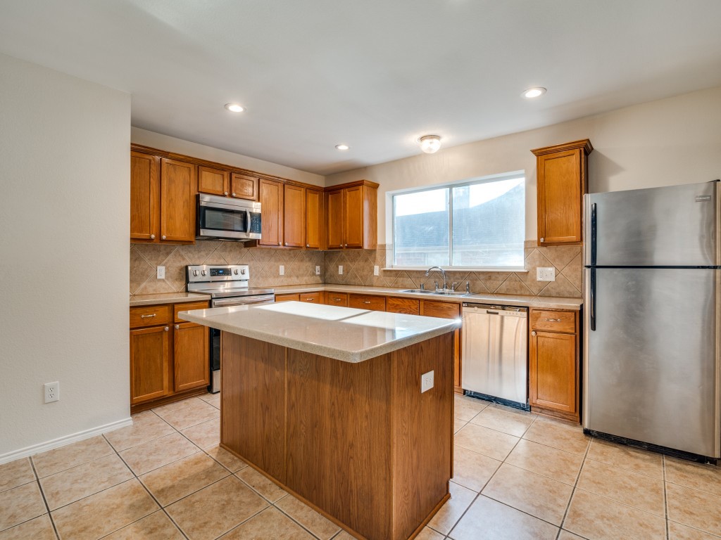 3700 Red Start Drive Mesquite TX 75181