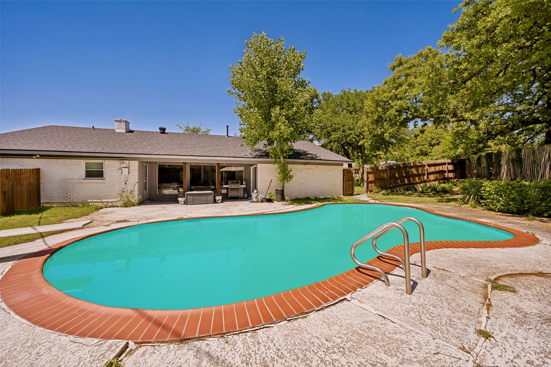625 Caduceus Lane Hurst TX 76053
