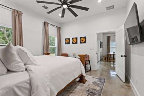 1832 S Park Avenue Denison TX 75020