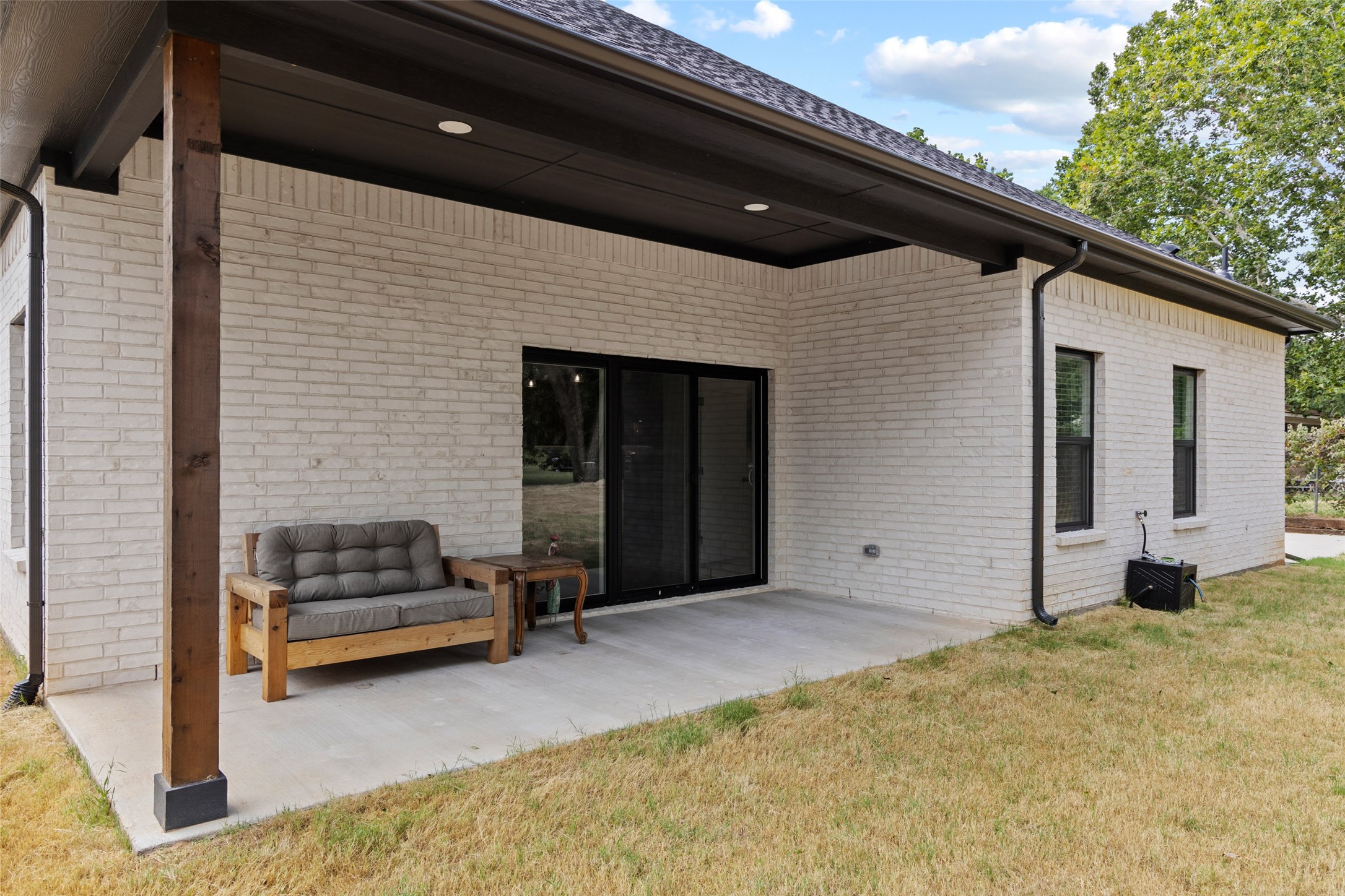 1832 S Park Avenue Denison TX 75020