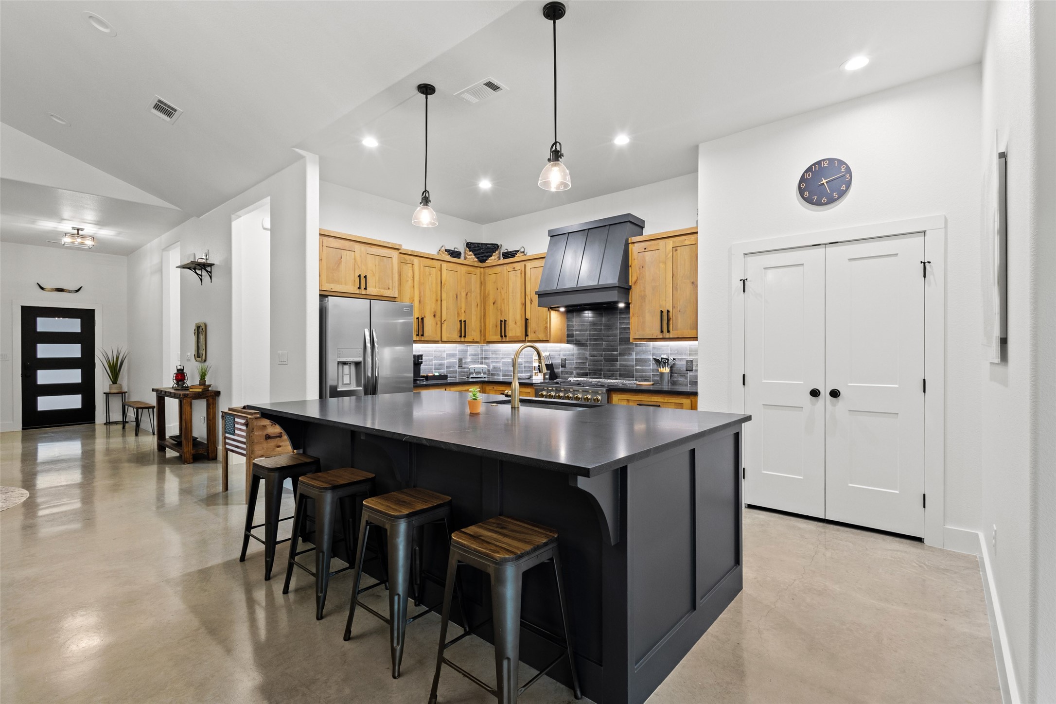 1832 S Park Avenue Denison TX 75020