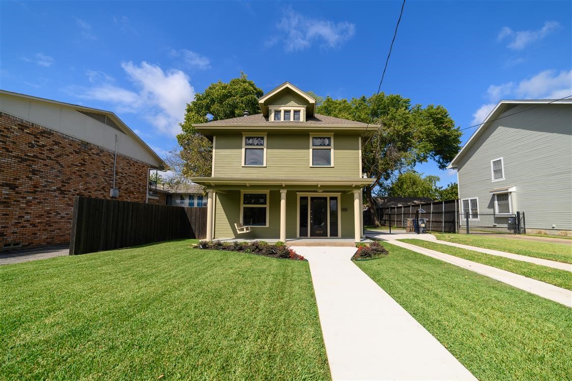 4935 Reiger Avenue Dallas TX 75214