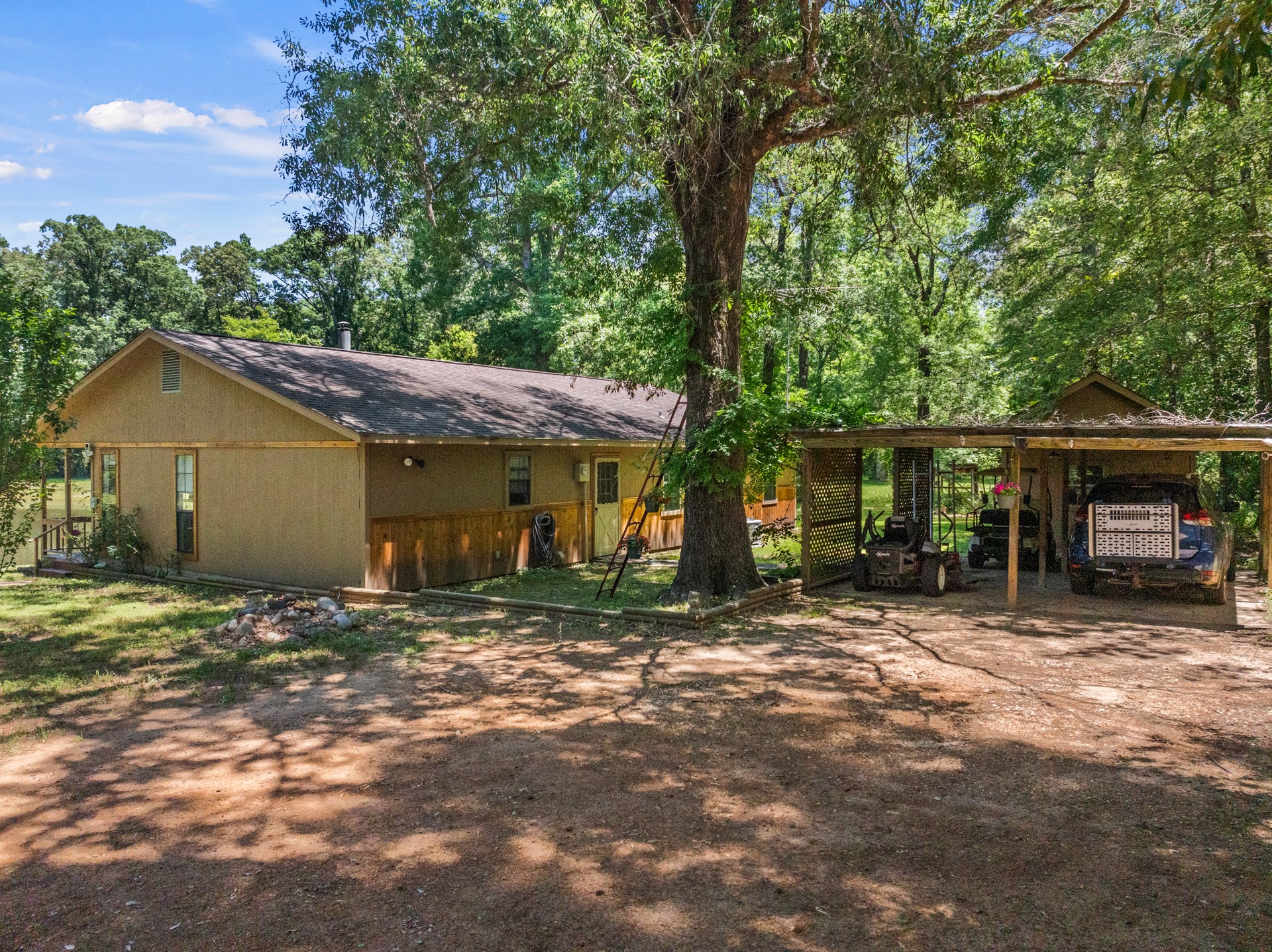 4469 County Road 1579 Avinger TX 75630