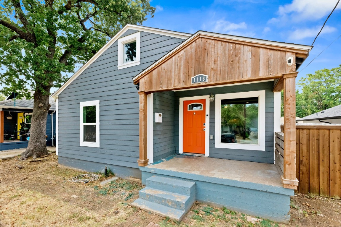1116 Claude Street Dallas TX 75203