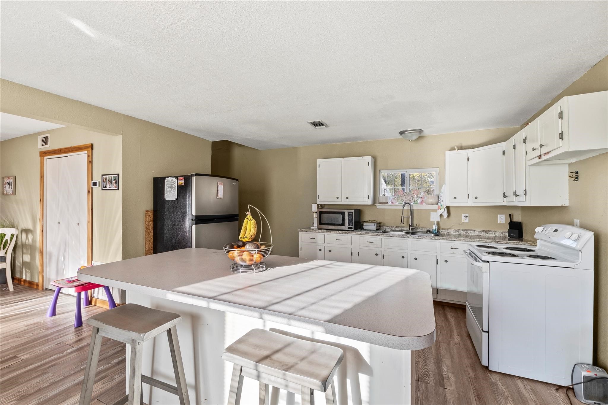 303 Whispering Oaks Trail Payne Springs TX 75156