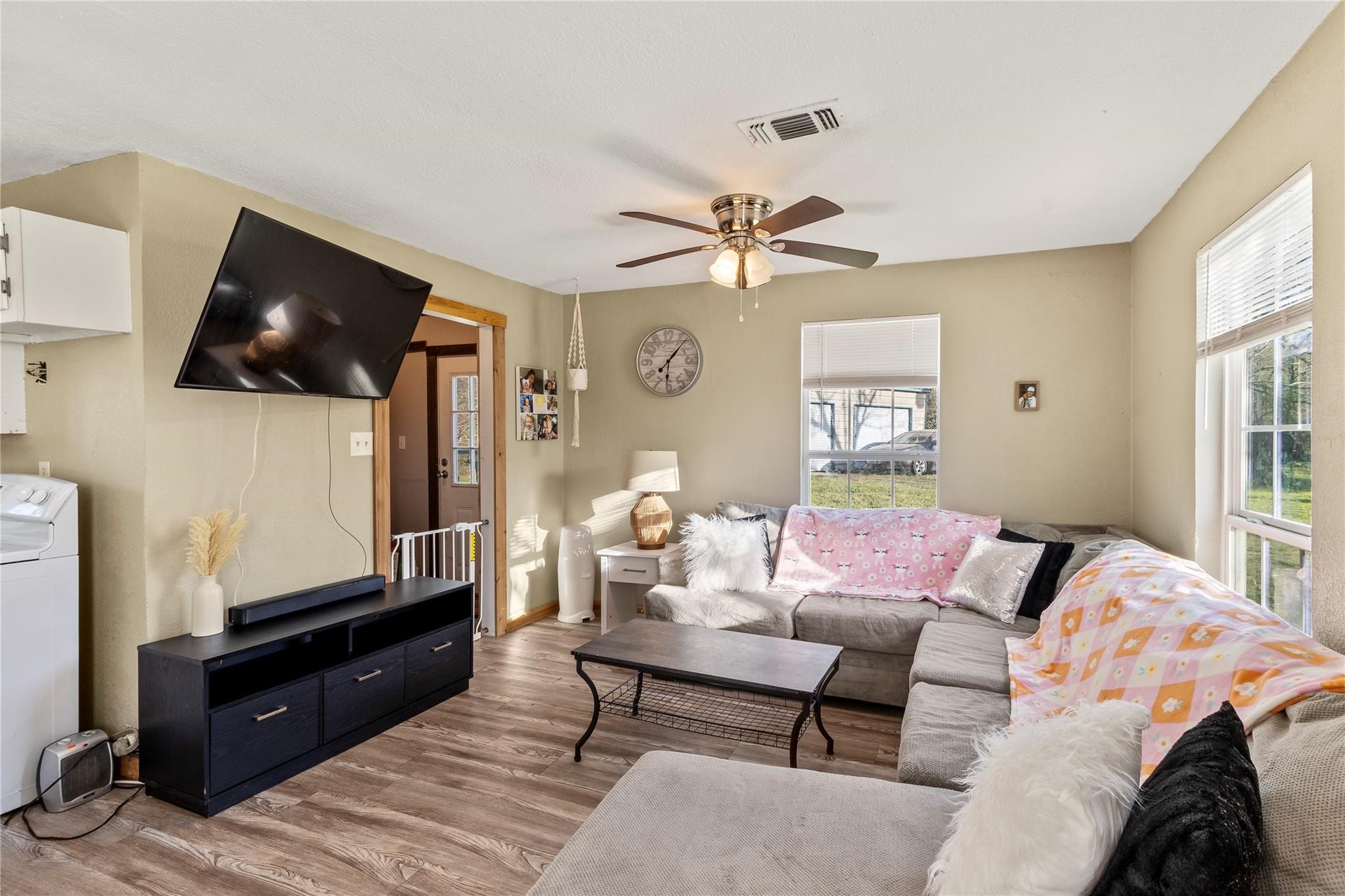 303 Whispering Oaks Trail Payne Springs TX 75156