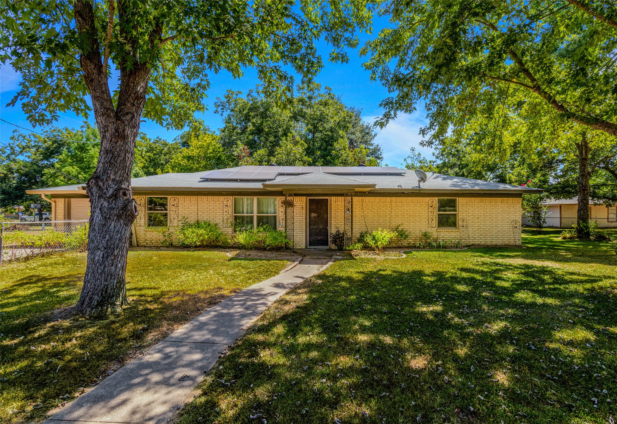 705 French Street Trinidad TX 75163