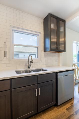 1239 Whitaker Avenue Dallas TX 75216