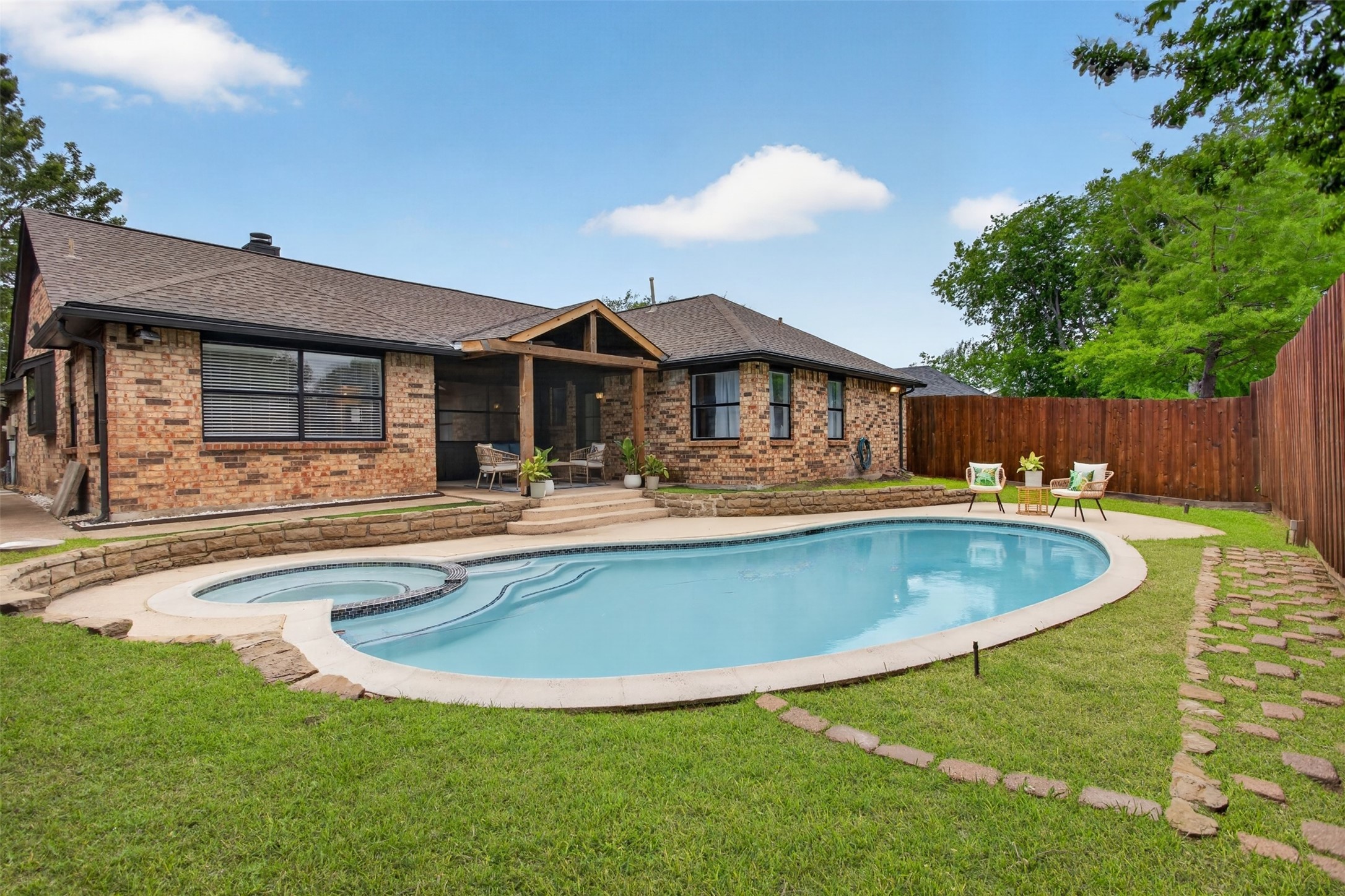 8206 Spinnaker Cove Rowlett TX 75089