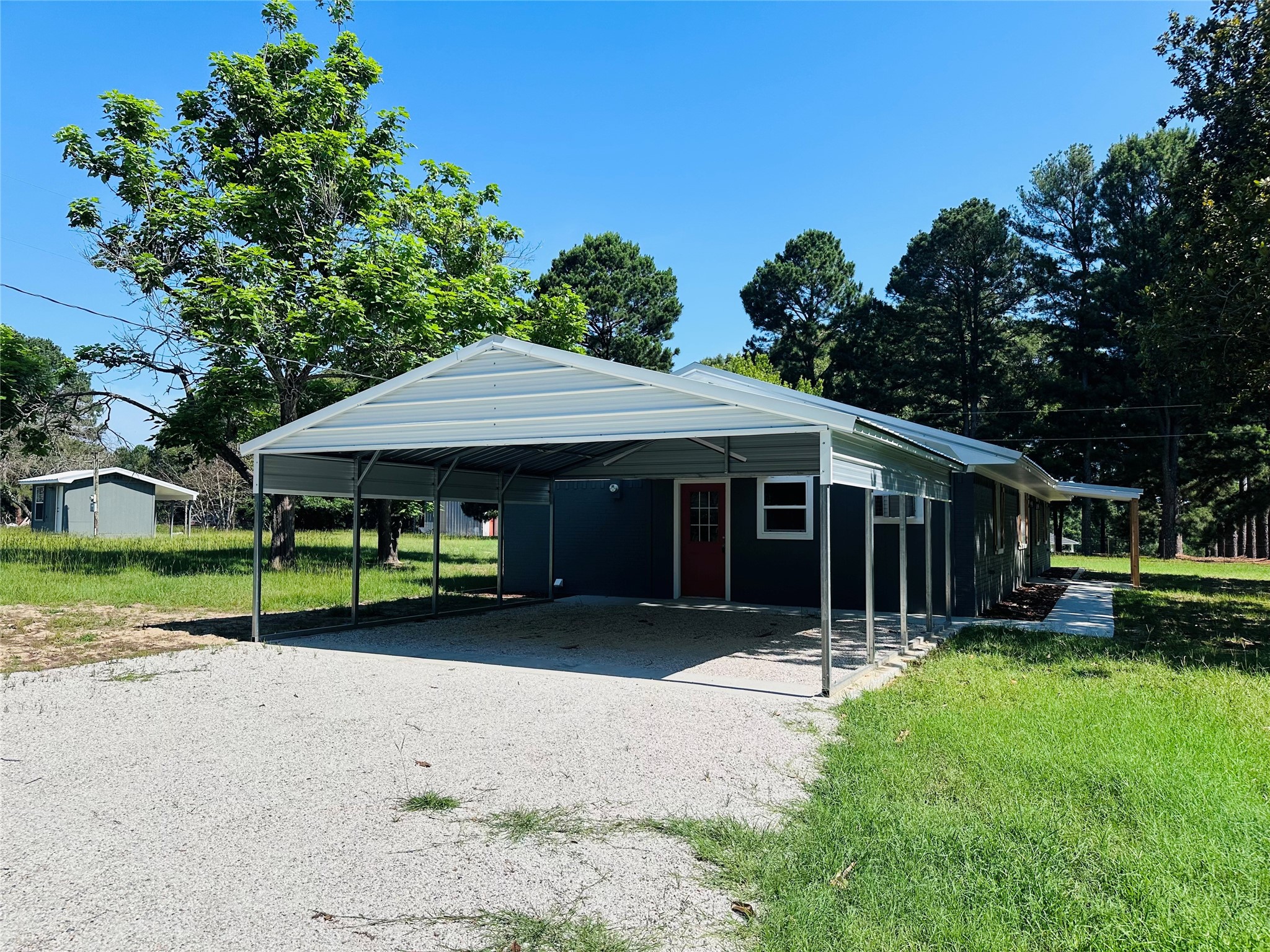 2096 County Road 4817 Athens TX 75752